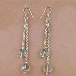 Pendientes Largos de Plata 925 Color Oro Rosa con Gema Verde para Regalo de Mujer o Ocasión Religiosa - Product Image 1