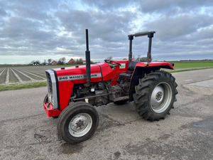 Tractor Massey Ferguson MF 245 Usado con Caja de Cambios y Motor Nuevos Incluidos, 2500 kg, Origen Alberta, Precios Económicos - Product Image 2