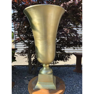 Décorations d'extérieur Vase en métal aluminium de haute qualité pour la décoration de mariage Vase de jardinière d'urnes de jardin pour l'intérieur - Product Image 2