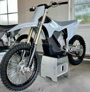 Nueva Oferta 2025 Starks Vargs Enduros Suction Cup EX ALPHA 80HP OEM Piezas y Accesorios Completos de Plástico Listos para Envío Mundial - Product Image 6