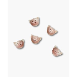 Bouton à 2 trous en forme de tête de cochon, style mignon et décontracté - Product Image 1