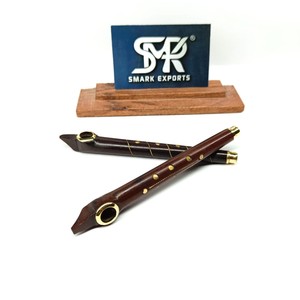 Pipa de Tabaco Larga de Madera Artesanal Auténtica con Anillo de Latón, Diseño Clásico, Pipa de Colección Hecha a Mano - Product Image 1