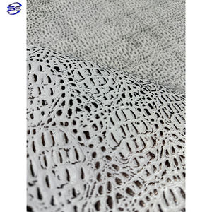 Disponible para pedidos de cuero Gator con estampado de peltre, producto de género de 1 a 22 pies cuadrados. - Product Image 4