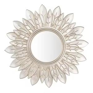Espejo de pared de metal hecho a mano, diseño de flor de sol, acabado dorado brillante, decoración moderna para el hogar, regalo de boda - Product Image 6