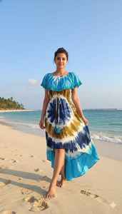 Robe de plage bohème en coton à épaules volantées, à imprimé tie-dye turquoise aquatique, à coupe asymétrique, pour les vacances d'été, vêtements de plage colorés - Product Image 6