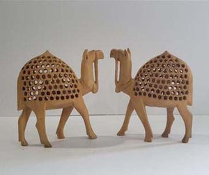 카멜 나무 조각 선물 아프리카 동물 Waldorf 장난감 사막 동물 크리스마스 선물 장식의 멋진 나무 세 멤버