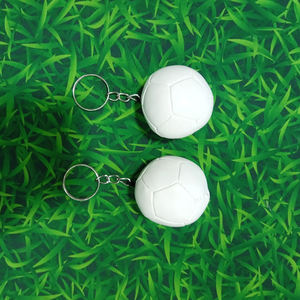 LLAVERO DE TROFEO DE CAMPEONATO DE EQUIPO DE FÚTBOL PERSONALIZADO REGALO DE RECUERDOS AFICIONADOS FÚTBOL 3D FÚTBOL METAL TROFEO LLAVERO - Product Image 2