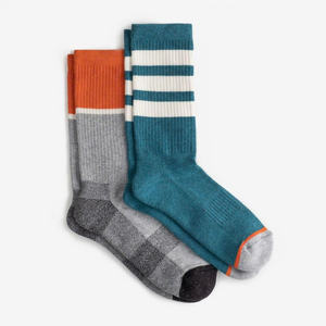 Calcetines Deportivos Premium con Diseño Gráfico, Estilo Urbano, Transpirables, de Algodón, para Uso Diario, Diseño Moderno para Marcas de Moda, Venta al por Mayor y Menor - Product Image 5