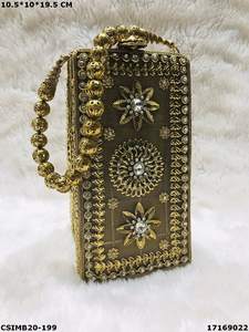 Sacs de soirée élégants d'embrayage de dames en métal exclusifs faits à la main pour les femmes de mariée - Product Image 3