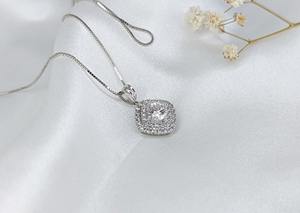 Elegante Collar con Colgante de Diamante Moissanite VVS con Oro de 14k, Joyería Fina para Mujer, Joyería Fina de Lujo a Bajo Precio - Product Image 3