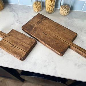 Planche à découper en bois massif rustique sculptée à la main, épaisse, pour la cuisine, la découpe et le service, style fermier naturel pour la maison - Product Image 1
