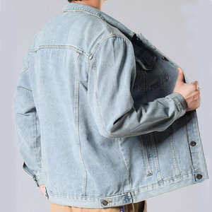 Veste en denim classique pour hommes Design moderne et élégant Tissu durable et confortable pour un usage quotidien Design moderne pour l'hiver - Product Image 3