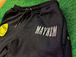 Pantalones de chándal Acampanados para hombre, ropa deportiva informal transpirable con botones laterales de poliéster de secado rápido personalizados - Product Image 4