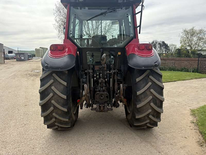 Tracteur agricole diesel Valtra 80 CV d'occasion/neuf, robuste, conçu pour une agriculture efficace et une utilisation sur le terrain durable - Product Image 5