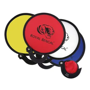 파우치가있는 맞춤형 접이식 나일론 팬 접이식 손 팬 플라잉 디스크 여름 판촉을위한 포켓이있는 맞춤형 로고