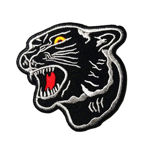 แผ่นปะผ้าทอแบบเป็นมิตรต่อสิ่งแวดล้อมลายหัวใจจากโรงงานโดยตรงจากปากีสถานสำหรับหมวก - Product Image 3