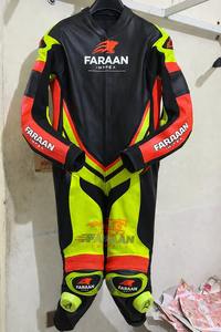 Combinaison de course en cuir sur mesure pour moto, une pièce, vêtements de piste, cuir de vache, protection pour motard, combinaison de moto en cuir véritable de qualité supérieure - Product Image 4