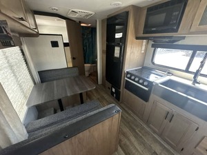 Usado, 2023, Forest River Grey Wolf 2-2-M-K-S-E en venta - Product Image 3