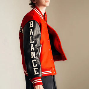 Veste universitaire en toile sur mesure de qualité supérieure, col montant, design à capuche, style vintage, manches en cuir et laine, prête pour l'hiver - Product Image 3
