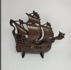 Hierro fundido 1930's Galleon Ship Diseño industrial Lámpara de mesa Soporte hecho a mano Lámpara de alta calidad - Product Image 1