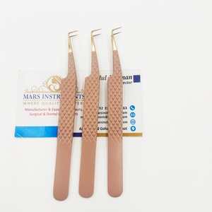 Pinces à épiler pour extensions de cils en fibre diamantée nude brun à 90 degrés avec logo personnalisé - Product Image 4