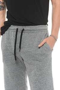 Ensemble personnalisé de shorts en éponge française pour hommes, ensemble deux pièces de shorts à capuche en éponge française 100% polyester de style urbain de poids moyen - Product Image 3