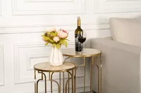 Table basse latérale de canapé de fer de finition d'or de conception chaude avec le dessus en verre meubles de maison de vente supérieure pour des hôpitaux chaise d'attente faite en métal