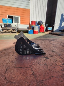 Cubo de cribado de alta resistencia para excavadora, estilo rejilla, para clasificación eficiente de rocas y tierra - Product Image 6