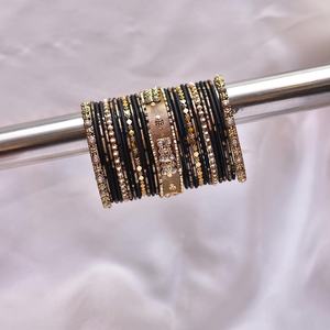 Juego de Brazaletes de Moda con Bordado Hecho a Mano de la Mejor Calidad, Joyería Nupcial de Lujo para Mujer, Aleación de Cobre, Colores y Tamaños Personalizados - Product Image 5