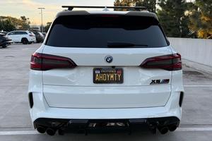 Auto Usado Premium 2020 B-MW X5 M Competition 617-hp Turbo V8 - Product Image 3