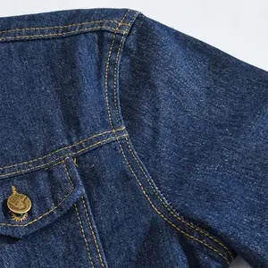 Veste denim bleue délavée élégante et personnalisée pour hommes, vêtements d'extérieur brodés en jean classique pour motocyclette - Product Image 3