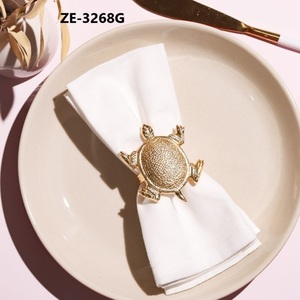 ที่ใส่ผ้าเช็ดปากแบบอเมริกัน วัสดุโลหะเคลือบทองหรูหรา สำหรับงานเลี้ยง งานจัดเลี้ยง ห้องรับประทานอาหาร พร้อมที่วางแหวนผ้าเช็ดปาก - Product Image 3