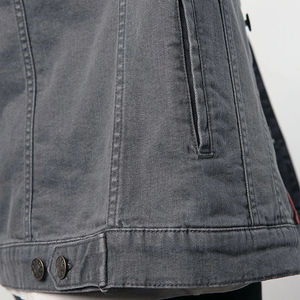 Vêtements d'hiver décontractés Nouvelles vestes en jean de haute qualité à la mode Vestes en jean pour hommes en tissu de jean fabriquées au Pakistan - Product Image 5