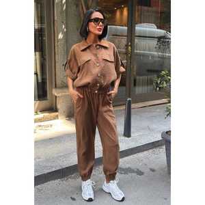 Ensemble décontracté confortable et élastique avec détail bouton doré 10243 - Product Image 4