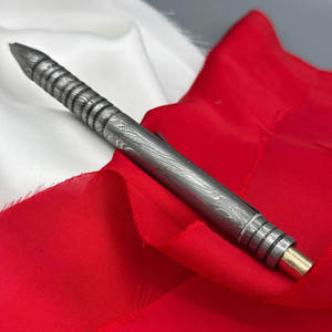 ปากกาเหล็กดามัสกัสคุณภาพพรีเมียม พร้อมการเขียนที่ราบรื่น สะดวกสบาย สำหรับใช้ในสำนักงานและในชีวิตประจำวัน - Product Image 4