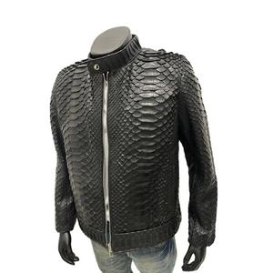 Cómoda chaqueta de piel de cuero en relieve Unisex exótico cuero de cocodrilo venta al por mayor chaqueta de cuero de vaca genuino de moda OEM - Product Image 2