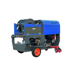 CE Movable 500 liter water tank, 50 meter pipe, 2/1 reel, parallel bar gasoline engine, heated sewer cleaning machine