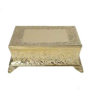 Support de gâteau en métal doré luxueux fini dans le luxe doré pour les fêtes d'anniversaire-Fournisseur et fabricant d'outils de gâteau - Product Image 2