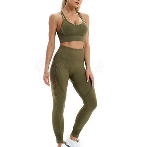 Ensemble de yoga sans couture de haute qualité pour femmes, 2 pièces, vêtements de sport confortables pour la gym - Product Image 3