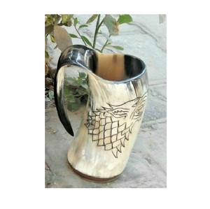 Taza de cuerno de estilo vikingo, jarra natural hecha a mano, taza de cerveza medieval tradicional, cuerno para beber rústico único, auténtico recipiente de hidromiel - Product Image 2