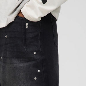 Option de logo personnalisé pour hommes, parfait pour la collection d'été tendance, short élégant pour hommes en tissu mélangé de coton, design tendance, respirant, 2026 - Product Image 6