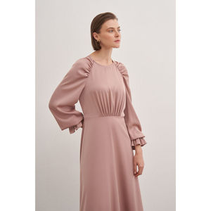 Vestido de gala largo hasta el suelo, corte en A, en rosa pudor, con detalle fruncido y brillo - Product Image 4