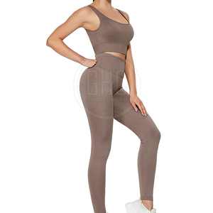 Ropa deportiva para mujer más vendida, patrón sólido de moda, conjunto de Yoga en línea a un precio razonable, cierre de cintura elástica de talla grande - Product Image 1