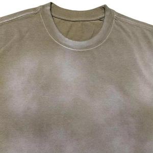 เสื้อยืดโอเวอร์ไซส์แบบฟอกสี 100% ผ้าฝ้าย วินเทจ ลุคสตรีทแวร์ คอกลม แขนสั้น สำหรับผู้ชาย เสื้อฟอกสี - Product Image 4