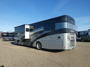 4UZACJFC0RCVA6711 Nouveau 2025 Luxe Classe A Camping-car Diesel Moteur Turbo Intérieur Spacieux avec Extension Coulissante - Product Image 3