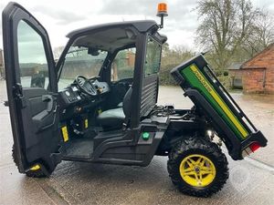 Véhicule utilitaire John Deere RTV 4x4, moteur 4 temps 500cc, transmission automatique, blocage de différentiel, certifié EEC, tout-terrain - Product Image 2