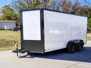 รถพ่วงแบบ Tandem Enclosed Trailer สีขาว ทรง V-Nose พร้อมแพ็คเกจ Blackout แบบสองเพลา รับน้ำหนักได้ 2001-3000 กก. ยี่ห้อ 7x14 - Product Image 1