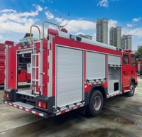 Camion de pompiers à eau et mousse 4x2 d'occasion en excellent état faible kilométrage