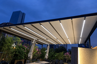 Pergola pliante élégante et imperméable, auvent rétractable à couverture intégrale pour terrasse de restaurant
