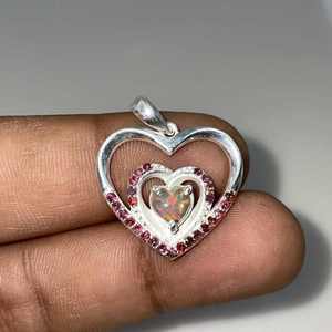 จี้โอปอลเอธิโอเปียนสีเงินสเตอร์ลิง925แบบหลายไฟจี้โอปอลโกเมนโอปอลธรรมชาติรูปหัวใจเพชรชุบด้วยเพชรอัญมณีวินเทจคริสเตียน - Product Image 1